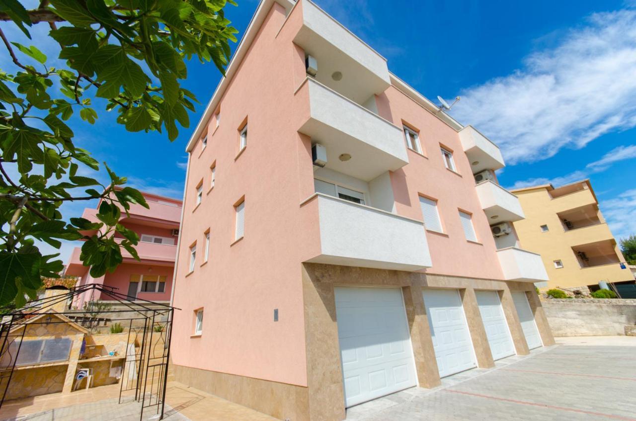 Ciovo View Apartments Okrug Gornji Luaran gambar
